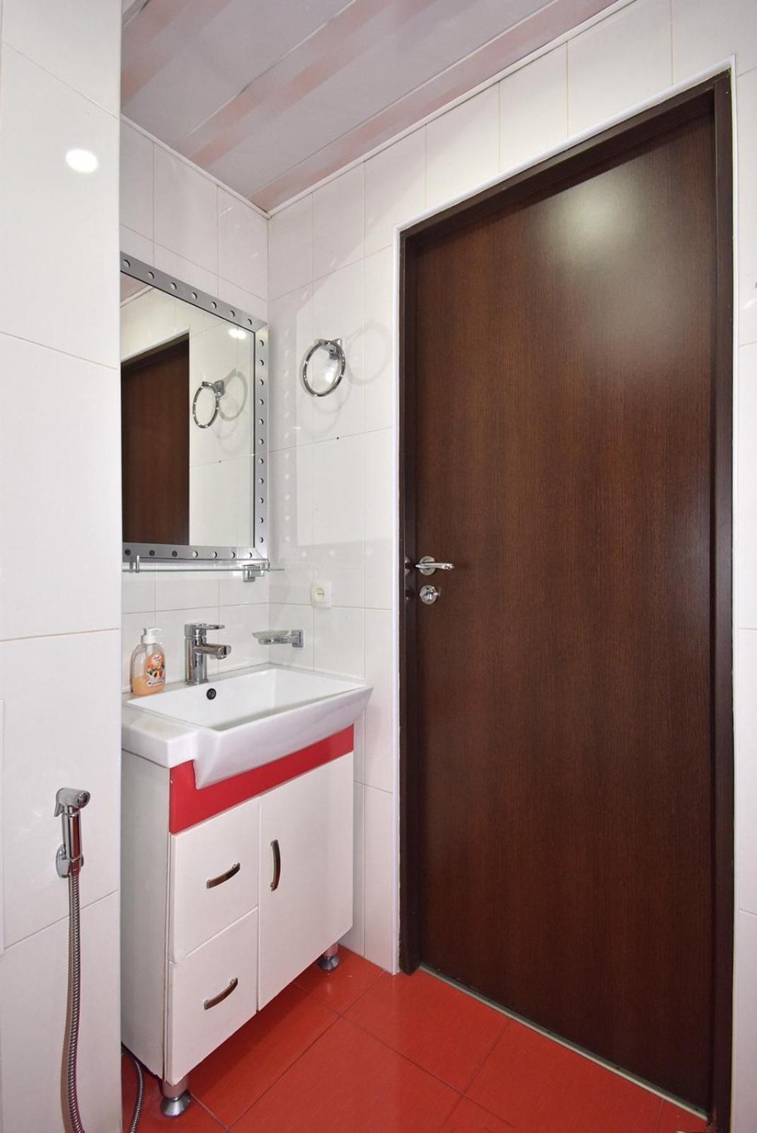 Yeznik Koghbatsi - Amiryan Crossroads 1 Bedroom Comfy Apartment With Balcony Ko100 Jereván Kültér fotó
