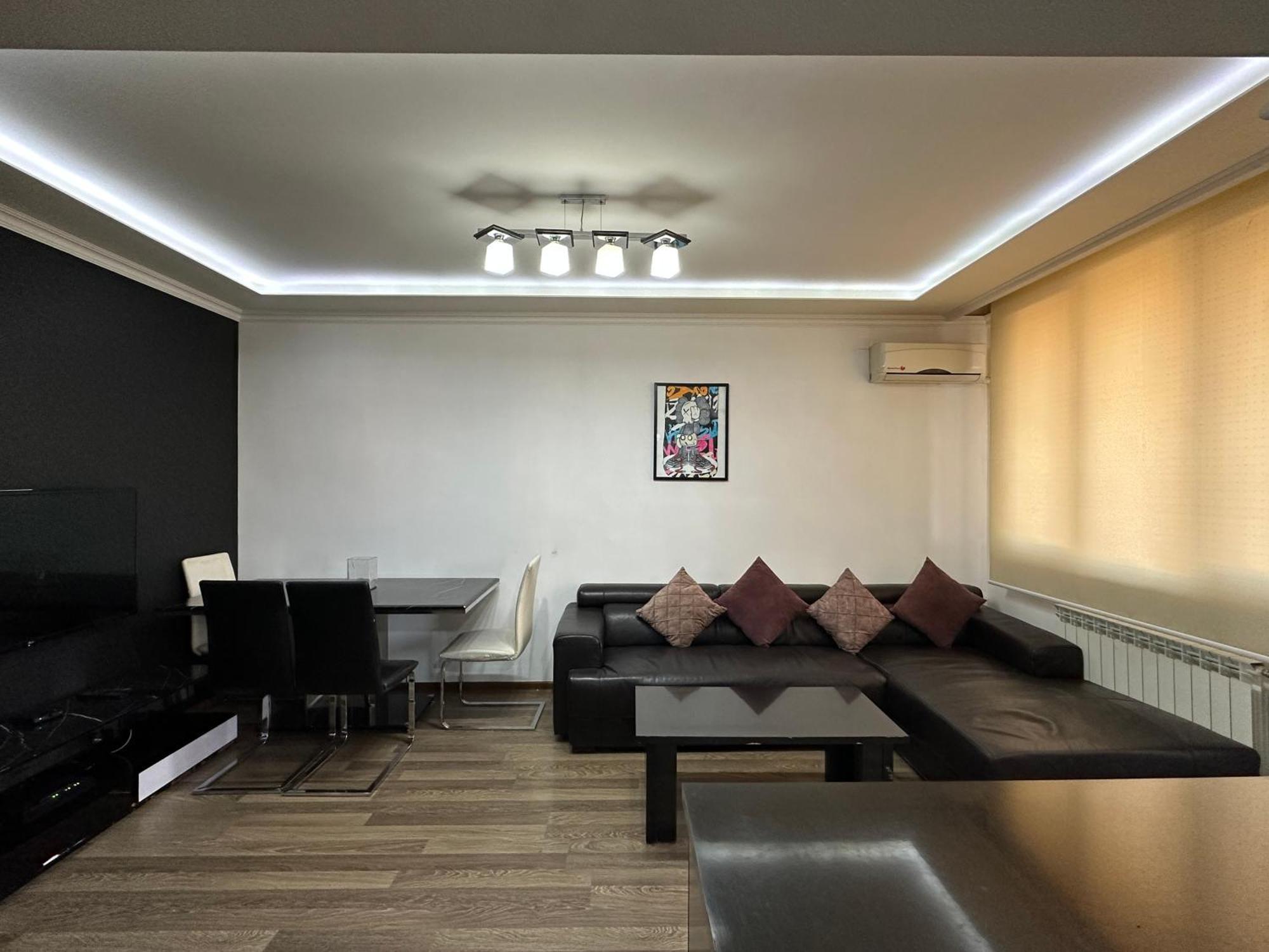 Yeznik Koghbatsi - Amiryan Crossroads 1 Bedroom Comfy Apartment With Balcony Ko100 Jereván Kültér fotó